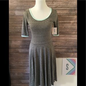 LuLaRoe Nicole Size Small NWT